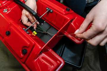 Setting up a carp boat for bait for fishing