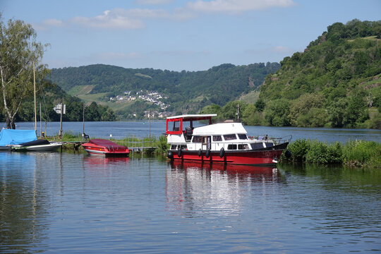 Jachthafen Brodenbach an der Mosel