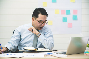 Fototapeta premium businessman stress and bored of work.