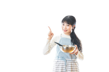 クッキング教室に通う若い女性