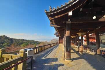 Fototapeta na wymiar 京都市東山区清水寺から見る風景 