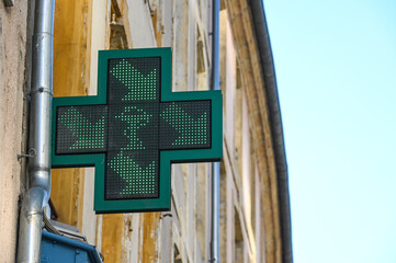 Pharmacie pharmacien santé garde medicament medecine 