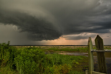 Shelf Cloud over Refgue
