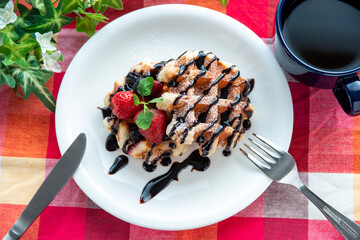 苺とチョコのベルギーワッフル