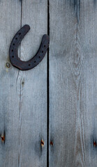hufeisen an der stallt&uuml;r
