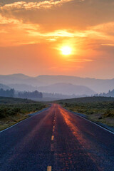 Naklejka premium Scenery in Yellowstone National Park at sunset as seen from Lamar Valley