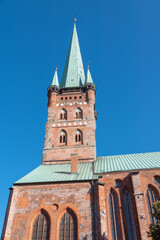 Fototapeta na wymiar Die Kirche St. Petri in der Hansestadt Lübeck, Schleswig-Holstein