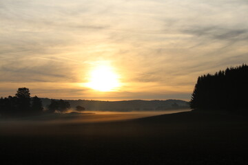 Sonnenaufgang auf der Schwäbischen Alb