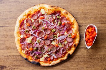 pepperoni pizza with pepper