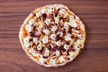 Chicken and bacon pizza