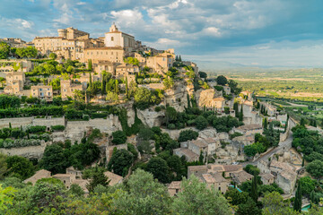 Obraz premium Gordes, Vaucluse - France - July 3 2021: Views of Gordes, a highland and medieval village.