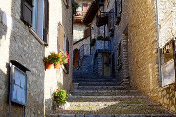 Fototapeta na wymiar a picturesque quaint Italian town of Tignale on lake Garda (Italy, Lombardy)