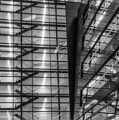 Mirroring of the office center at night