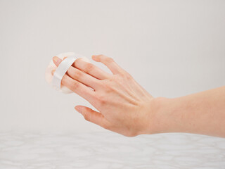 クッションパフ　化粧　イメージ