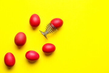 Obraz premium Composition with beautiful Easter eggs on yellow background