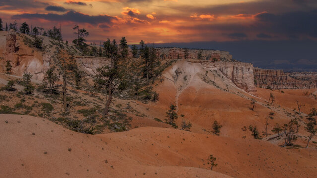 Southwest usa Bryce Canyon National Park (a rocky town of red-rose towers and needles in a closed amphitheater)