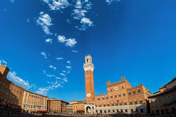 Fototapeta premium panoramic view of piazza del Campo in siena, Italy