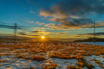 Fototapeta Kolorowy zimowy zachód słońca, Małopolska obraz