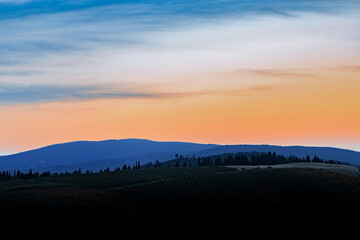 Fototapeta premium sunset over the mountains