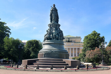 Fototapeta na wymiar Monument to Catherine the Great, Saint - Petersburg, Russia