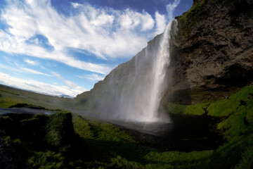 Wasserfall Seljalandsfoss nahe Hvolsvöllur im Süden Islands