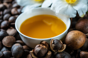 Pressed vegetable oil golden tea seed oil