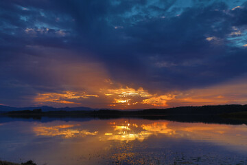 Fototapeta na wymiar Australian Lake sunset