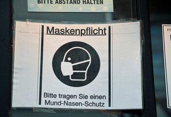 maskenpflicht wegen corona-krise