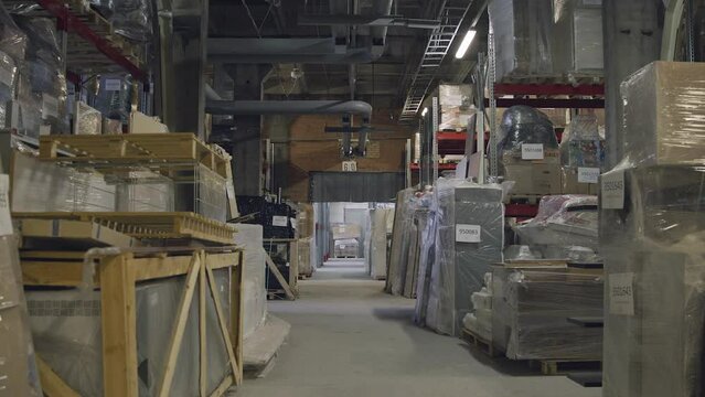 Storage of things in a warehouse