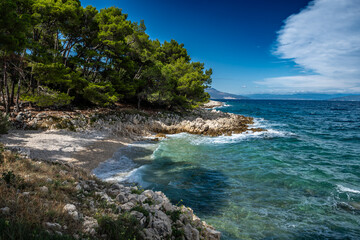Secret Beach At The Coast Of The Mediterranean Sea Near Rabac In Istria In Croatia - obrazy, fototapety, plakaty