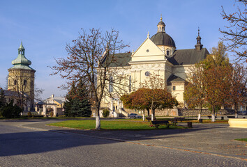 Fototapeta na wymiar St. Lawrence Church in the historic center of Zhovkva, Lviv region, Ukraine.