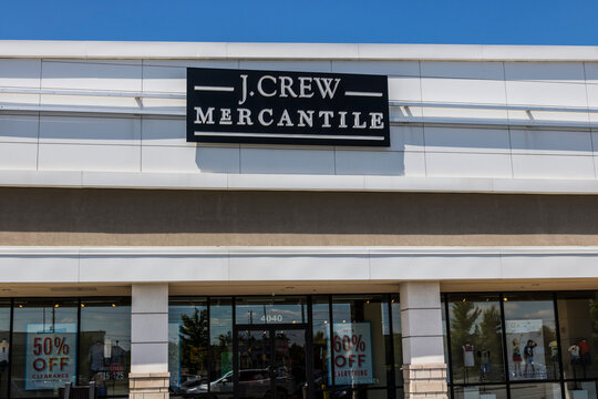J.Crew Retail Strip Mall Location.