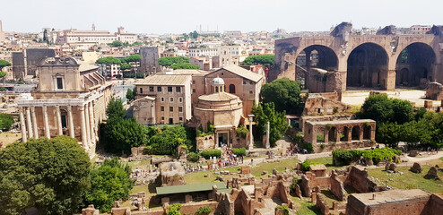 Visita a las ruinas de una ciudad romana - 
Visit to the ruins of a Roman city