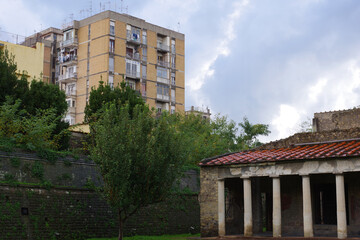 Patio de la villa de Pop&eacute;e