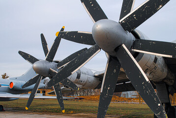 airplane wing with propellers