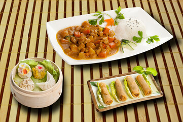 Menú de comida asiática