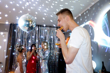 Eating Man And Three Women At Party 