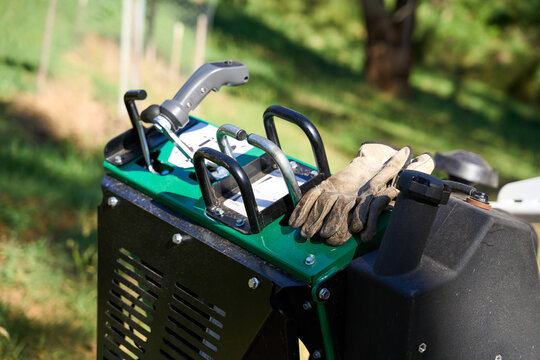 Stump grinder machine