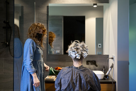 Hairdresser working from home