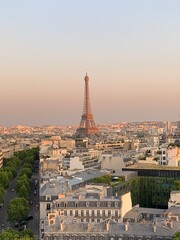 Fototapeta na wymiar Sunset, Eiffel Tower, Paris, France - juillet 08 2019