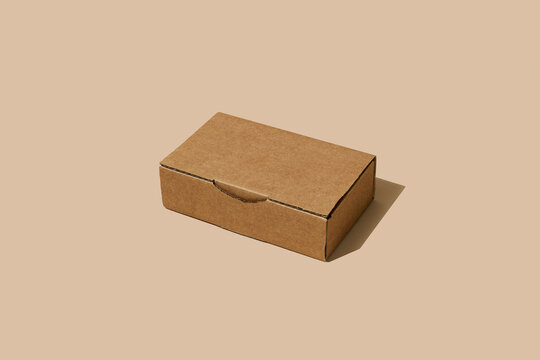 closed rectangular corrugated fiberboard box