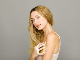 body wellness, dry brushing