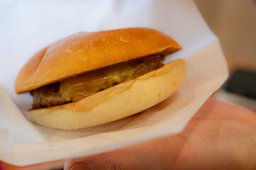 チーズバーガー