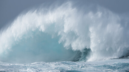 big wave breaking 