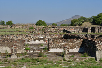 Fototapeta na wymiar Teotihuacan; United Mexican State - may 13 2018 : pre Columbian site