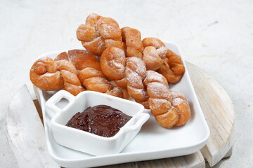 Korean Twisted doughnuts (donut) or Bread Stick, Wang kkwabaegi (kkwabaegi ) also known in the philippines as a Shakoy or pilipit