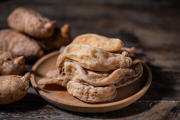 Fresh Gastrodia and Dried Gastrodia