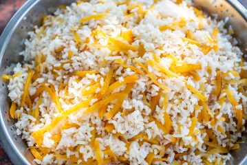 Nutritious and delicious shredded sweet potato steamed rice