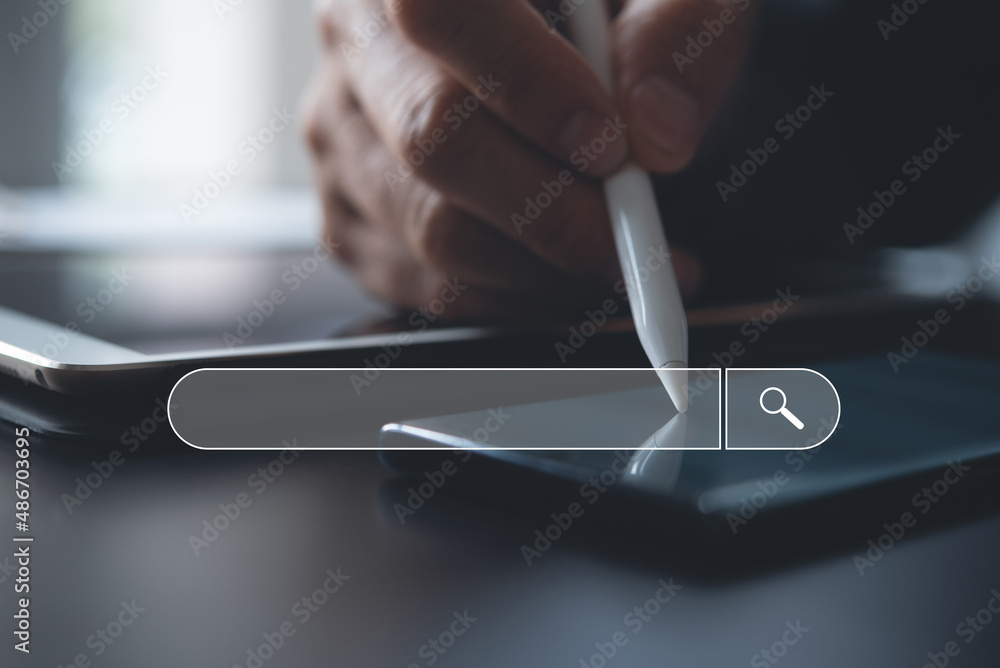 Aufkleber data search technology search engine optimization seo concept. man hand using mobile phone and lapto