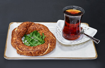 Simit and çay